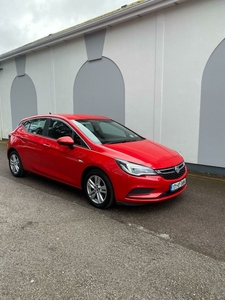 2017 - Vauxhall Astra ---