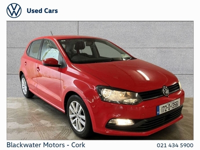 2017 - Volkswagen Polo Manual