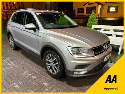 2017 - Volkswagen Tiguan Manual