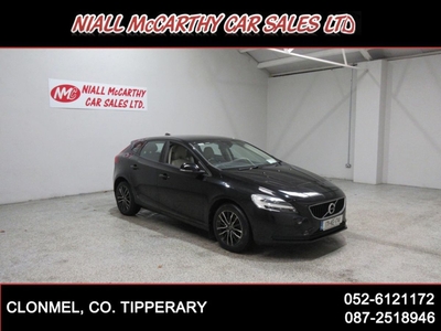 2017 - Volvo V40 Manual