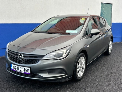 2018 - Opel Astra Manual