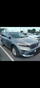 2019 - Kia Sorento Manual