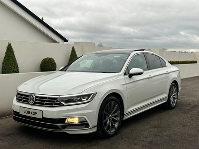 2019 - Volkswagen Passat Manual