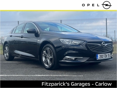 2020 - Opel Insignia Manual