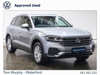 2020 - Volkswagen Touareg Automatic