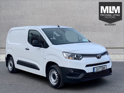 2021 - Toyota ProAce Manual