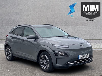 2022 - Hyundai KONA Automatic