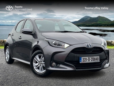 2022 - Toyota Yaris Automatic