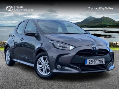 2022 - Toyota Yaris Automatic