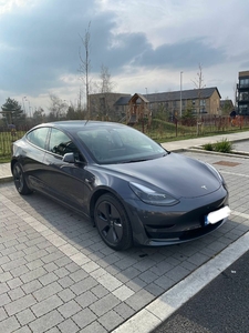 2023 - Tesla MODEL 3 Automatic