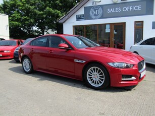 2017 (171) Jaguar XE