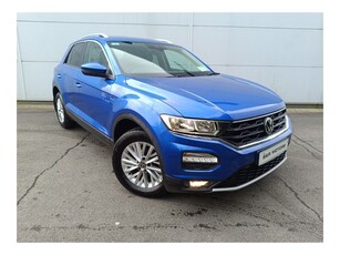 2021 (211) Volkswagen T-Roc