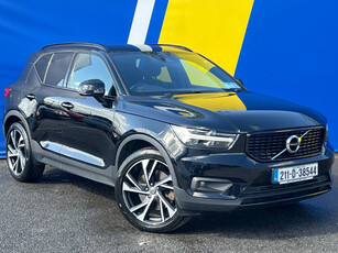 2021 (211) Volvo XC40