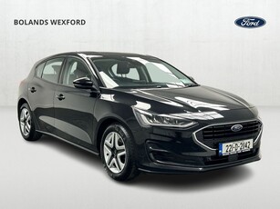 2022 (221) Ford Focus