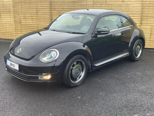 VOLKSWAGEN BEETLE