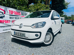 VOLKSWAGEN UP!