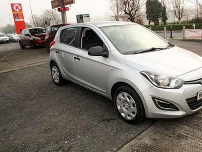 2013 - Hyundai i20 Manual