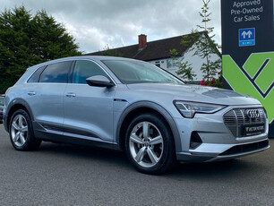 AUDI E-TRON