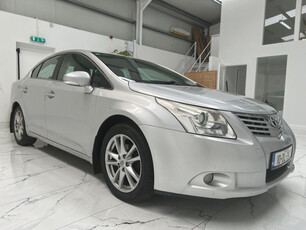 TOYOTA AVENSIS