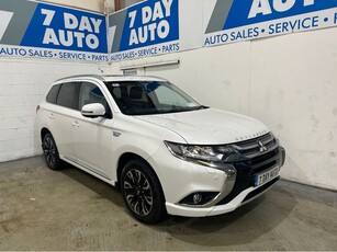 2016 (162) Mitsubishi Outlander