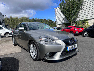 LEXUS IS 300 H