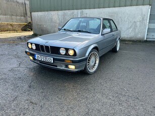 1989 - BMW 3-Series ---