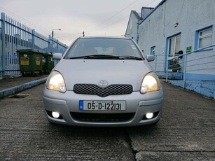 2005 - Toyota Yaris ---