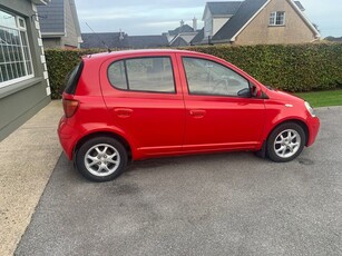 2005 - Toyota Yaris Manual