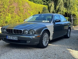 2006 - Jaguar XJ ---