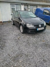 2008 - Volkswagen Golf ---