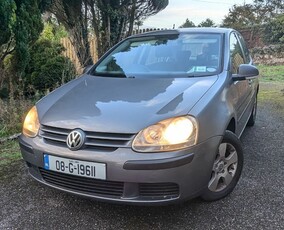 2008 - Volkswagen Golf ---