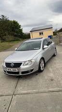 2008 - Volkswagen Passat Manual