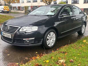 2008 - Volkswagen Passat Manual