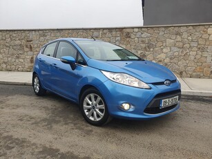 2009 - Ford Fiesta ---