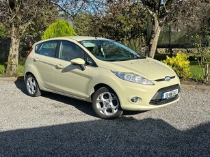 2009 - Ford Fiesta Manual