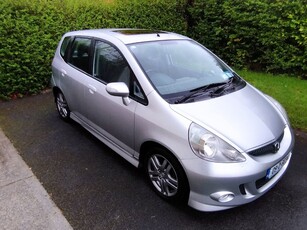 2009 - Honda Jazz Manual