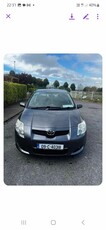 2009 - Toyota Auris Manual