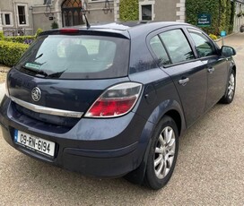 2009 - Vauxhall Astra Manual