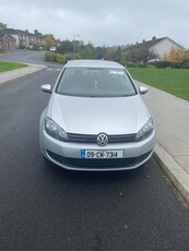 2009 - Volkswagen Golf ---