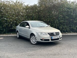 2009 - Volkswagen Passat Manual