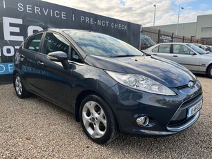 2010 - Ford Fiesta Manual