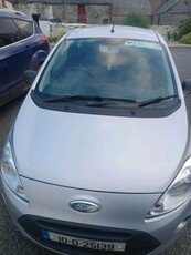 2010 - Ford KA Manual