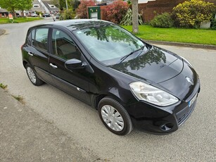 2010 - Renault Clio Manual