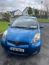 2010 - Toyota Yaris Manual