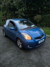 2010 - Toyota Yaris Manual