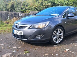 2010 - Vauxhall Astra ---