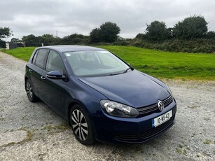 2010 - Volkswagen Golf Manual