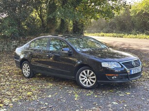 2010 - Volkswagen Passat Manual