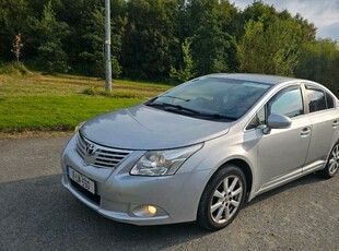 2011 - Toyota Avensis Manual