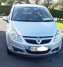 2011 - Vauxhall Corsa ---